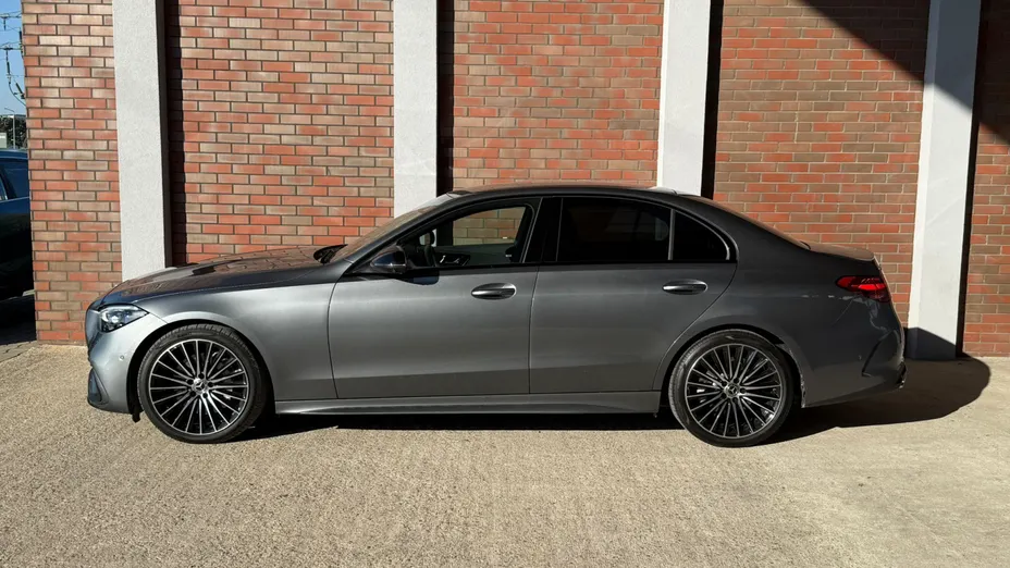 MERCEDES-BENZ C Klasa C 220 d mHEV 4-Matic AMG