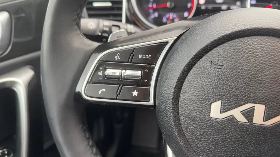 KIA Cee'd Ceed 1.5 T-GDI Tribute DCT