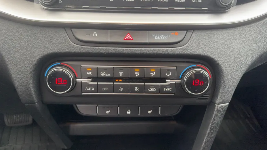 KIA Cee'd Ceed 1.5 T-GDI Tribute DCT