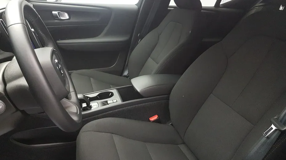 VOLVO XC40 XC40 B3 Essential aut