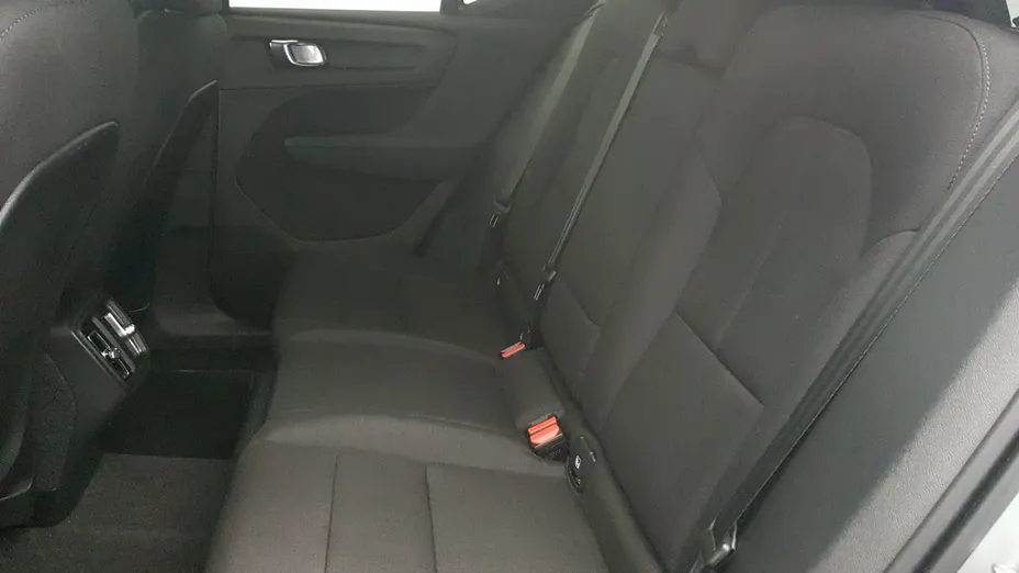 VOLVO XC40 XC40 B3 Essential aut