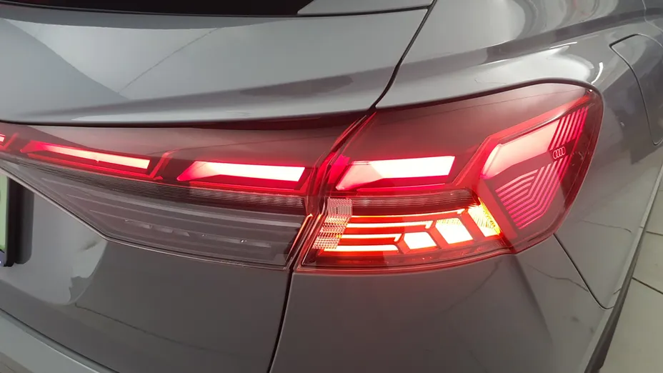 AUDI Q4 Q4 e-tron 40 77kWh