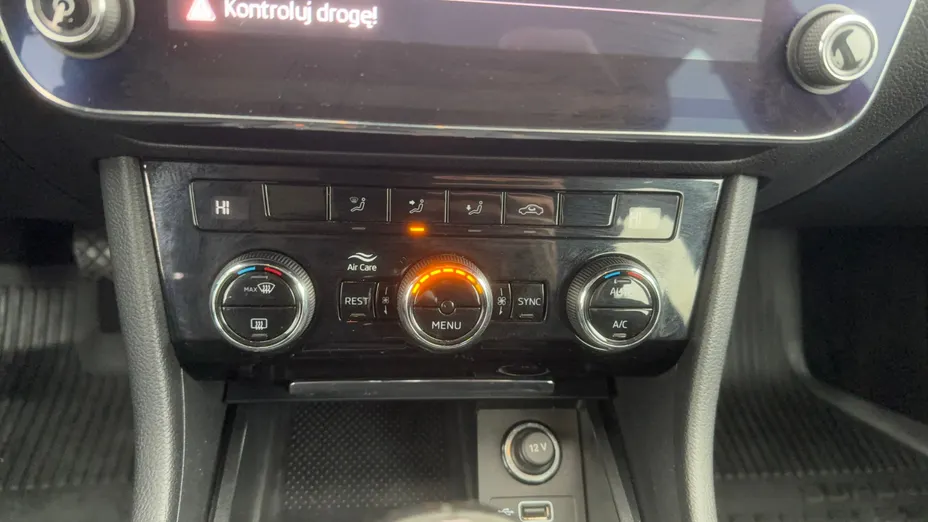 SKODA Superb Superb 2.0 TDI SCR Active