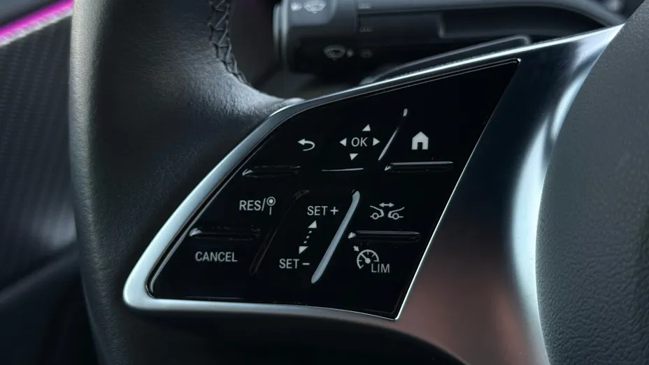 MERCEDES-BENZ A Klasa A 200 7G-DCT