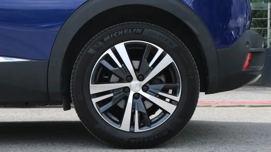 PEUGEOT 3008 3008 1.6 PureTech GPF GT Line S&S EAT8