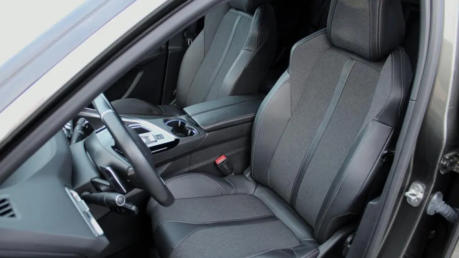PEUGEOT 3008 3008 1.5 BlueHDi GT S&S EAT8