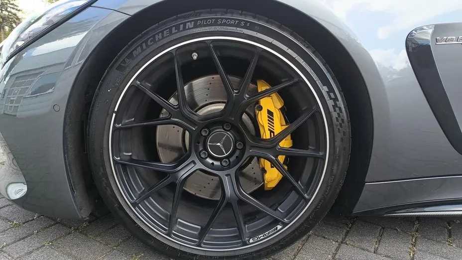 MERCEDES-BENZ AMG GT Mercedes AMG GT 63 4Matic+