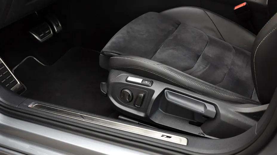 VOLKSWAGEN Arteon Arteon 2.0 TSI 4Motion R-Line DSG