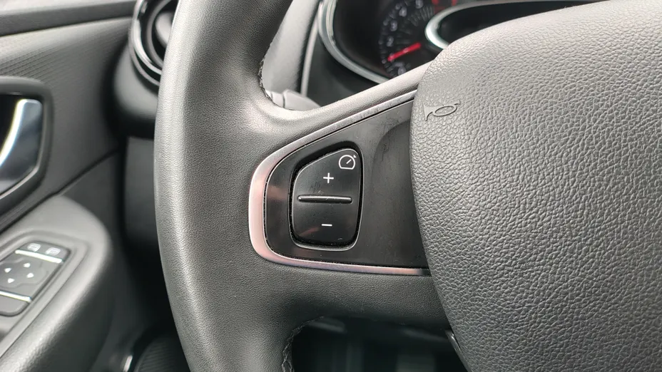 RENAULT Clio Clio 0.9 Energy TCe Limited 2018