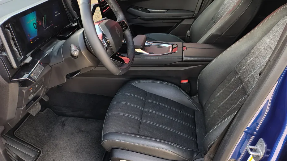 RENAULT Austral Austral 1.3 TCe mHEV Techno aut