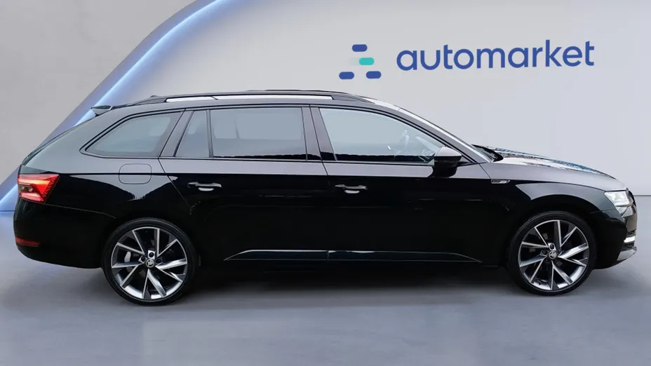 SKODA Superb Superb 2.0 TDI SCR Sportline DSG