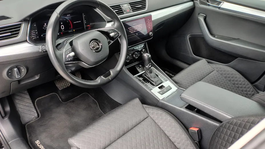 SKODA Superb Superb 1.5 TSI Ambition DSG