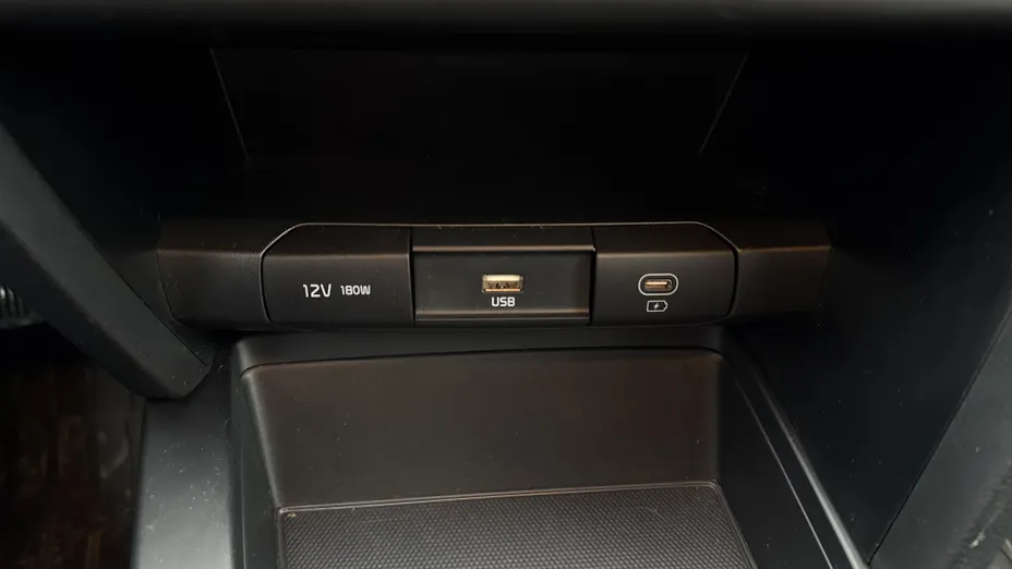 KIA Cee'd Ceed 1.5 T-GDI M DCT