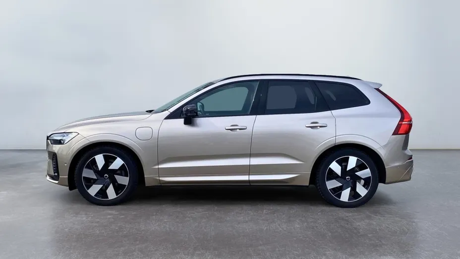 VOLVO XC60 XC60 T8 Plug-In Hybrid AWD Ultimate Dark aut