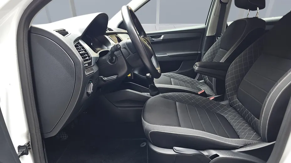 SKODA Fabia Fabia 1.0 TSI Ambition