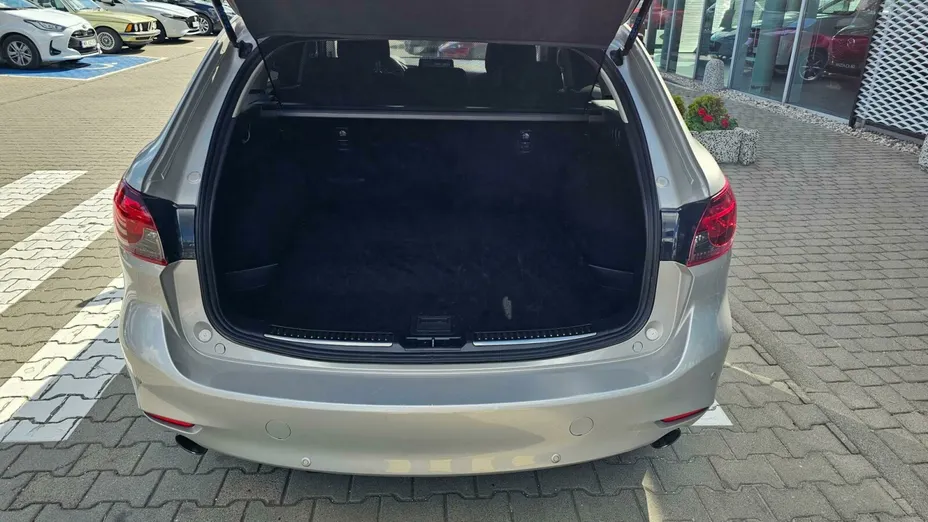 MAZDA 6 6 2.0 Center-Line aut