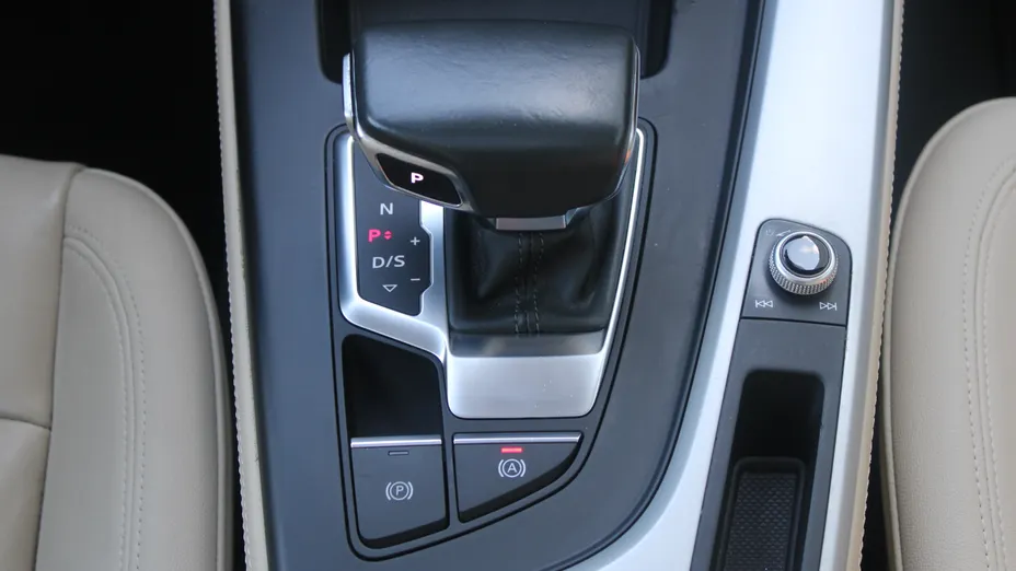 AUDI A5 A5 40 TFSI Sport S tronic