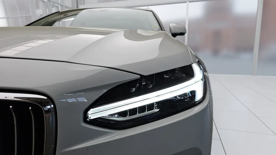 VOLVO V90 V90 B5 D AWD Momentum Pro aut
