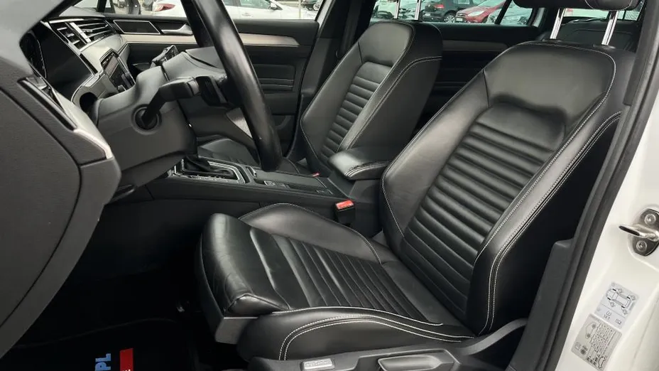 VOLKSWAGEN Passat Passat 2.0 TDI 4Mot. R-Line Edition DSG