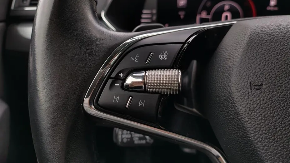 SKODA Superb Superb 2.0 TDI SCR Ambition DSG