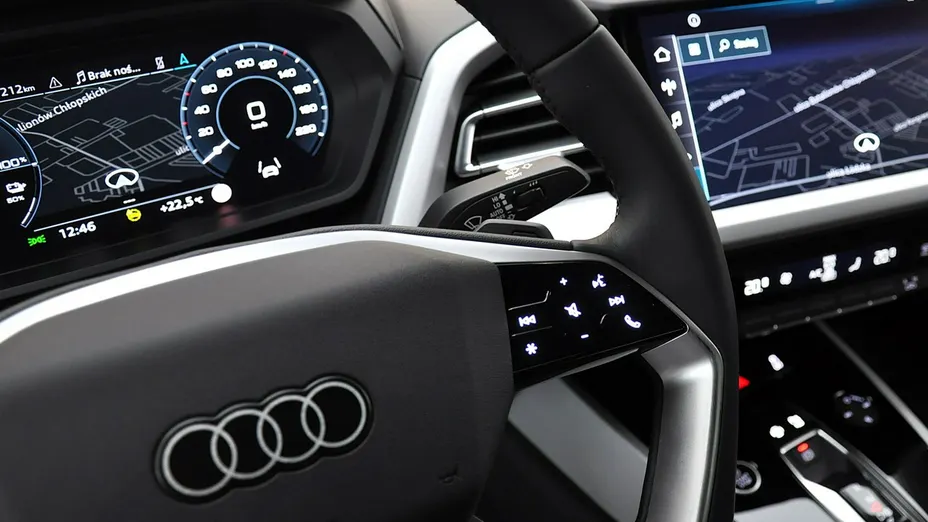 AUDI Q4 Q4 e-tron 40 77kWh Advanced