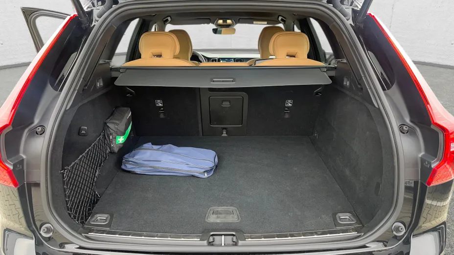VOLVO XC60 XC60 B4 B Plus Dark aut