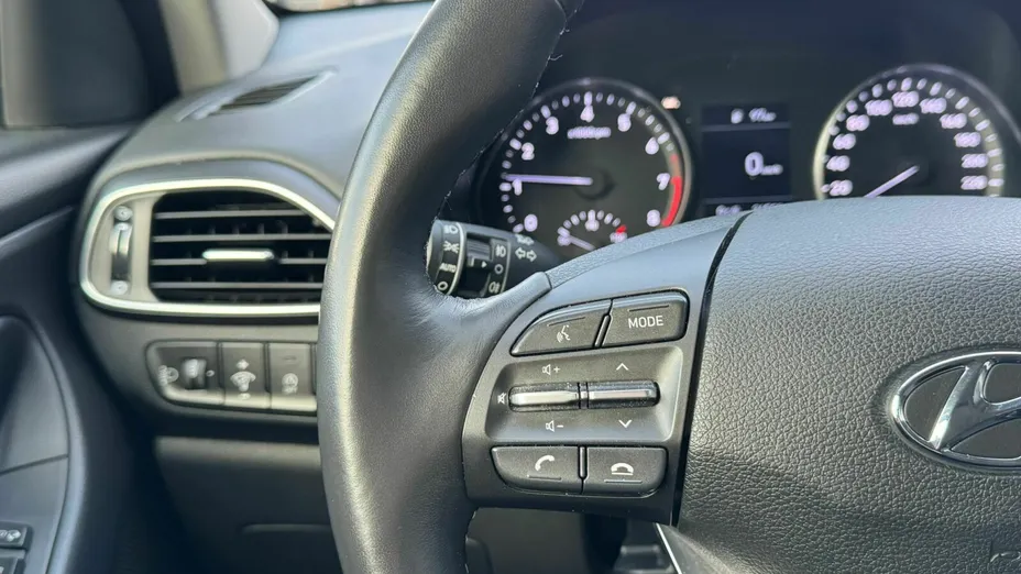 HYUNDAI i30 i30 1.0 T-GDI Modern