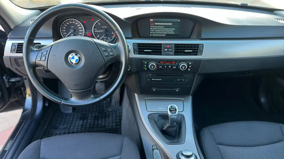 BMW Seria 3 320d aut