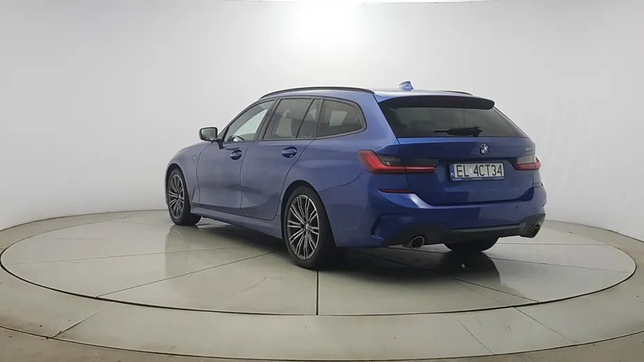 BMW Seria 3 320i M Sport sport-aut