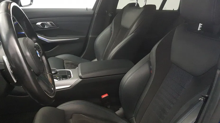 BMW Seria 3 320i M Sport sport-aut