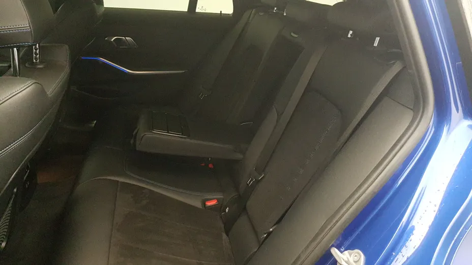 BMW Seria 3 320i M Sport sport-aut