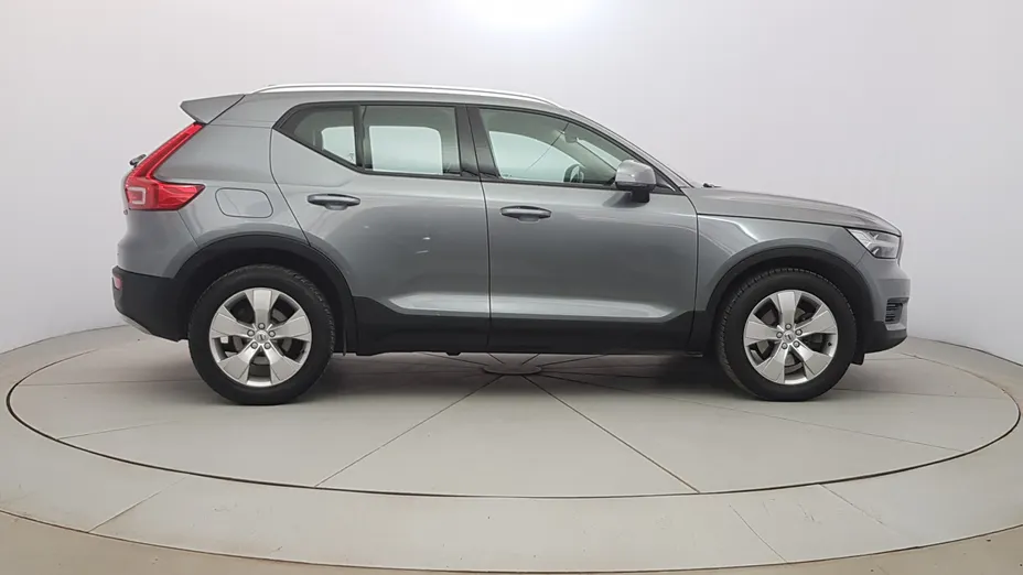 VOLVO XC40 XC40 D4 SCR AWD Momentum aut