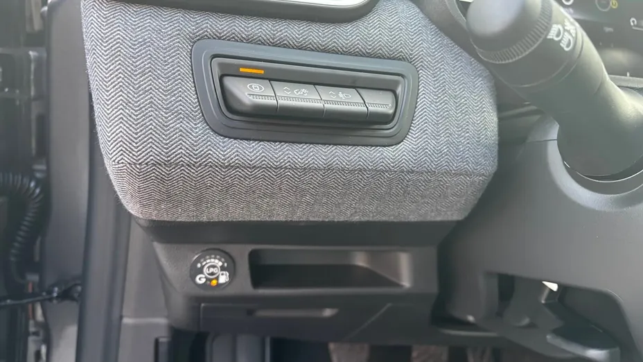 RENAULT Clio Clio 1.0 TCe Techno LPG Nowy