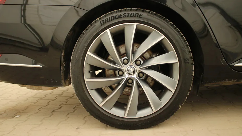 SKODA Superb Superb 1.5 TSI ACT L&K DSG