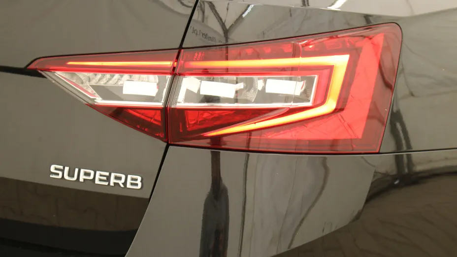 SKODA Superb Superb 1.5 TSI ACT L&K DSG