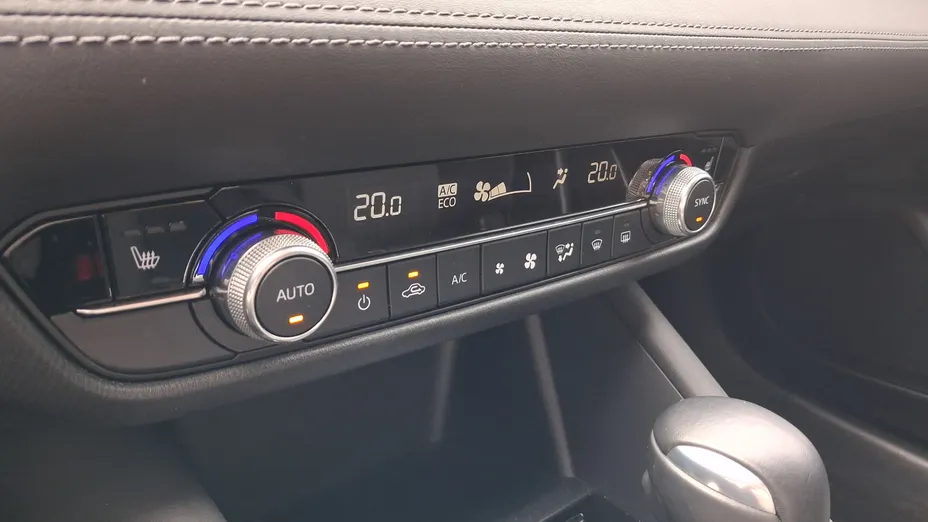 MAZDA 6 6 2.0 Center-Line aut