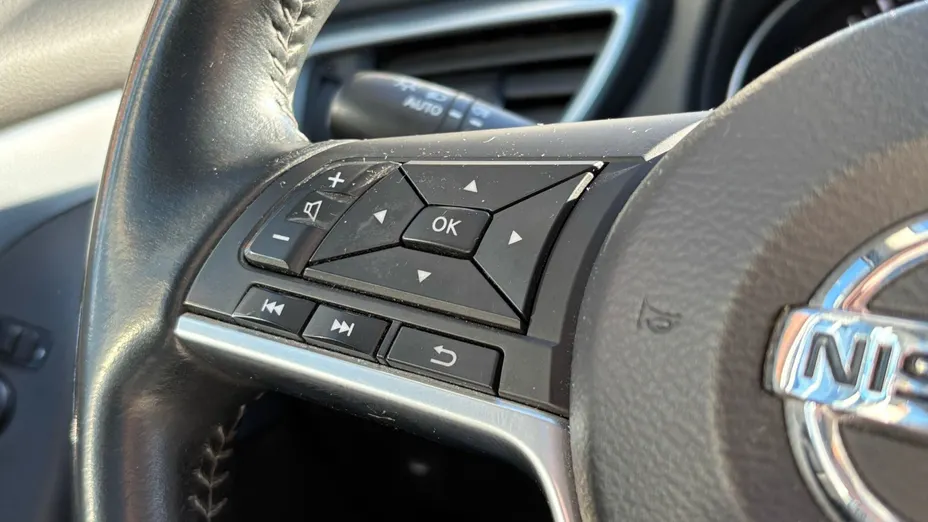 NISSAN Qashqai Qashqai 1.6 DIG-T N-Connecta