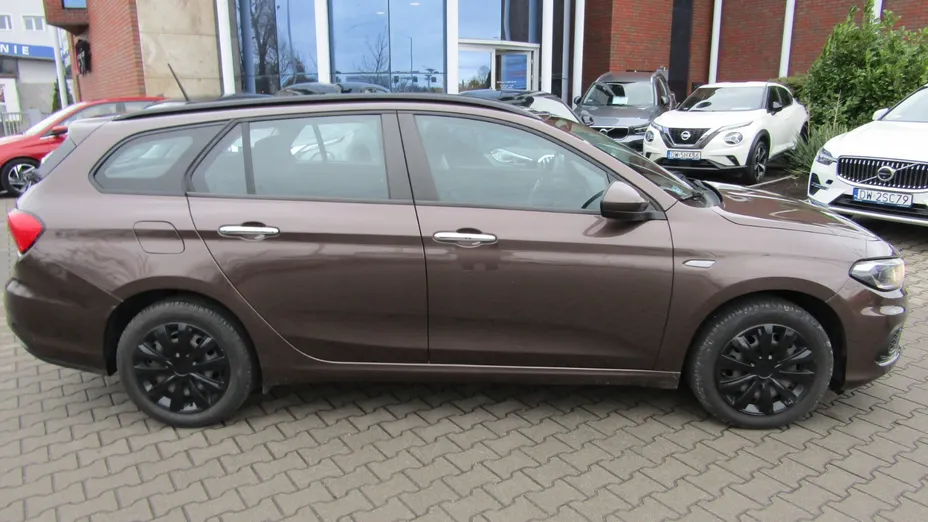 FIAT Tipo Tipo 1.6 E-Torq 16v Easy aut