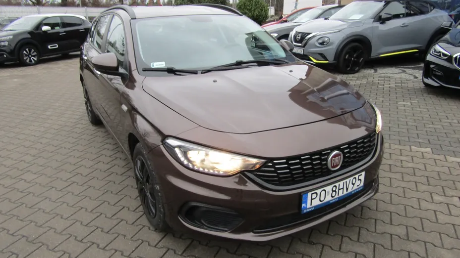 FIAT Tipo Tipo 1.6 E-Torq 16v Easy aut