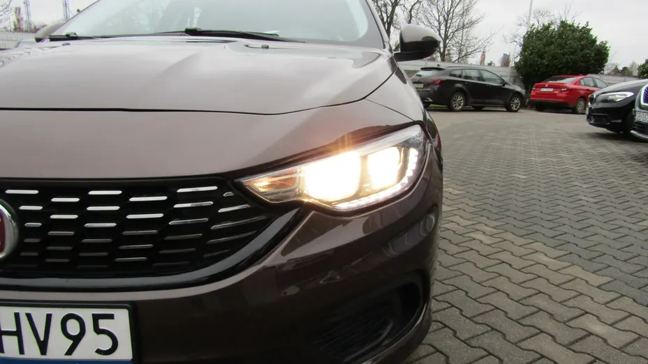 FIAT Tipo Tipo 1.6 E-Torq 16v Easy aut