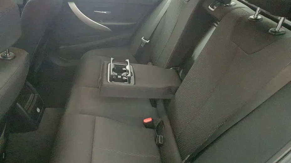 BMW Seria 3 316d Advantage aut