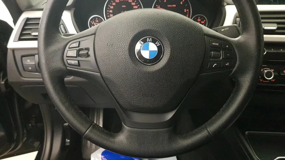BMW Seria 3 316d Advantage aut