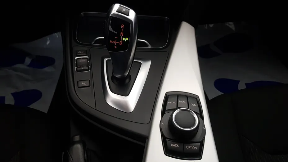 BMW Seria 3 316d Advantage aut