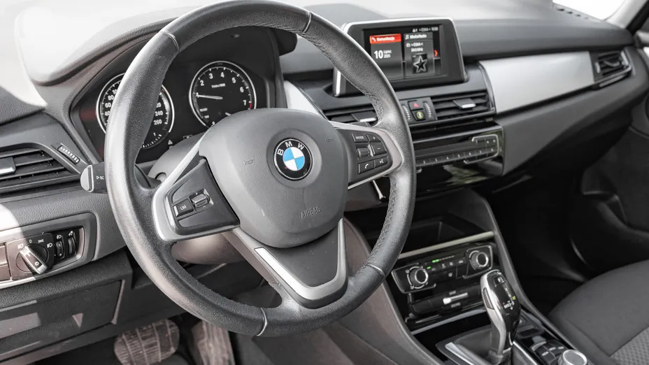 BMW Seria 2 218i GPF