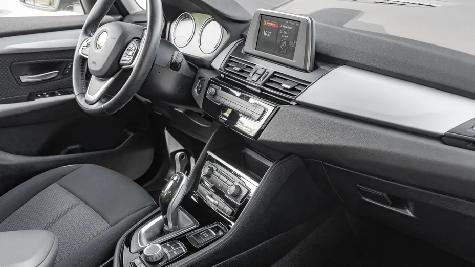 BMW Seria 2 218i GPF