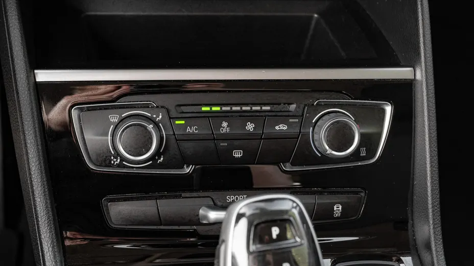 BMW Seria 2 218i GPF