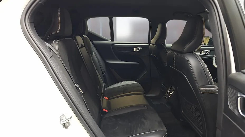 VOLVO XC40 XC40 T3 R-Design aut