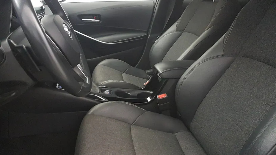 TOYOTA Corolla Corolla 2.0 Hybrid Comfort