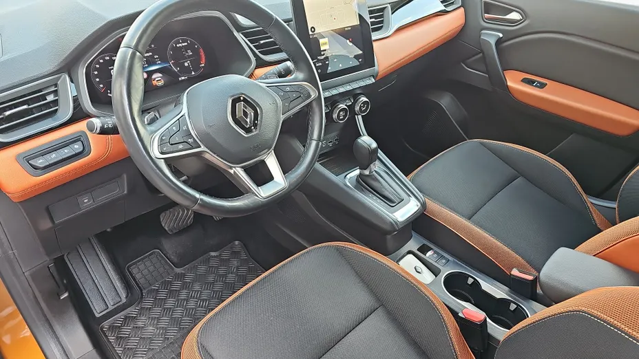 RENAULT Captur Captur 1.3 TCe mHEV Intens EDC