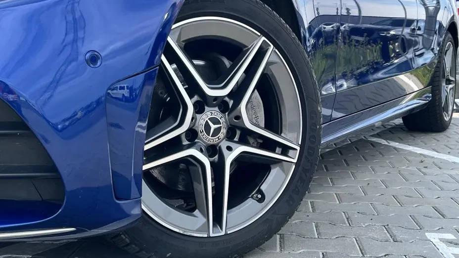 MERCEDES-BENZ C Klasa C 220 d 4MATIC 9G-TRONIC